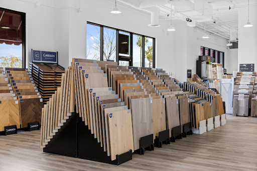Floor & More image