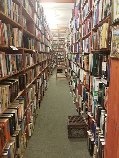 Used Book Store «Downtown Books Bought & Sold», reviews and photos, 624 N Broadway St, Milwaukee, WI 53212, USA