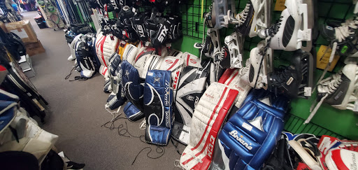 Sporting Goods Store «Play It Again Sports», reviews and photos, 685 Queen St, Southington, CT 06489, USA