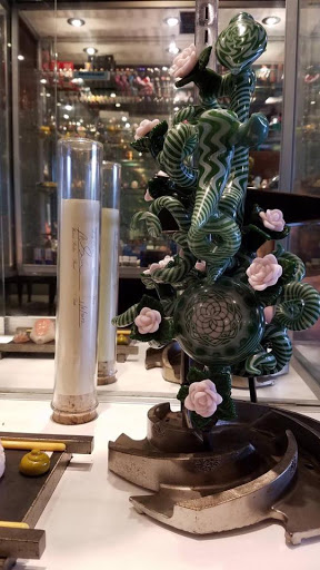 Tobacco Shop «The Vault Vape and Hookah Shop», reviews and photos, 731 J Clyde Morris Blvd, Newport News, VA 23601, USA