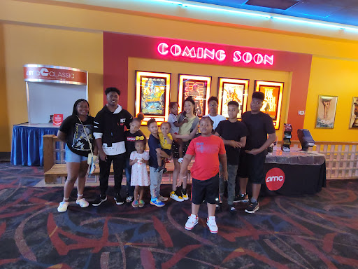 Movie Theater «AMC Classic Solon 16», reviews and photos, 6185 Enterprise Pkwy, Solon, OH 44139, USA