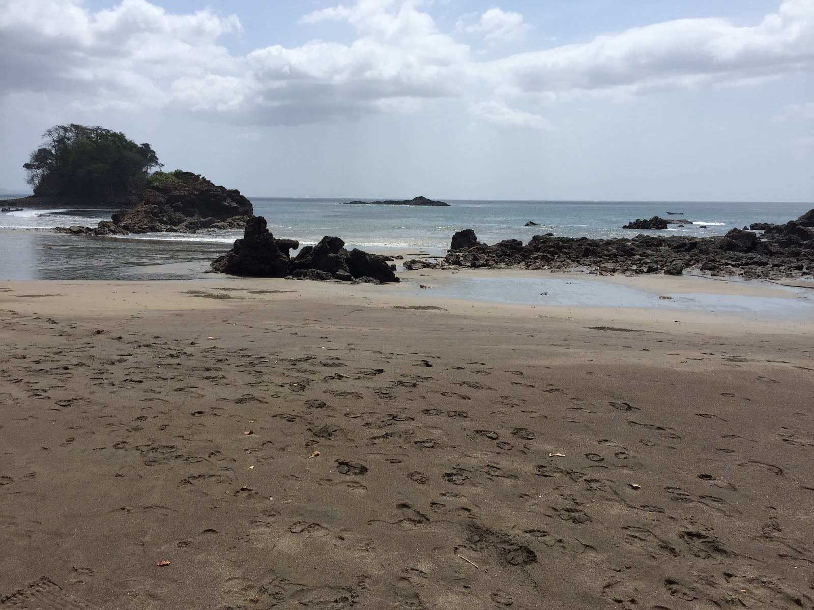 Fotografie cu Playa Muerto - locul popular printre cunoscătorii de relaxare