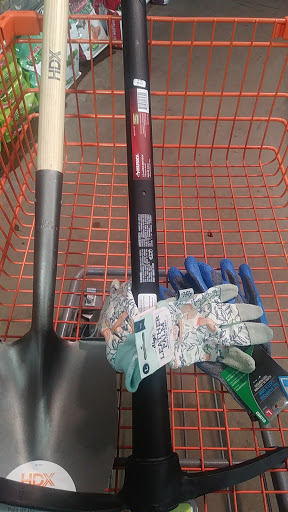 Hardware Store «Cherrydale Hardware Inc», reviews and photos, 3805 Lee Hwy, Arlington, VA 22207, USA