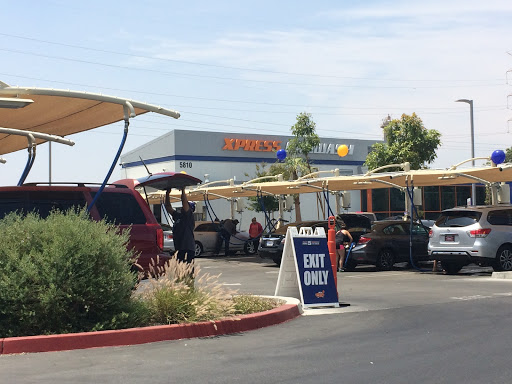Fast5Xpress Car Wash South Gate en South Gate
