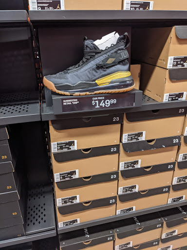 Sporting Goods Store «Nike Factory Store», reviews and photos, 4642 Factory Stores Blvd FF100, Myrtle Beach, SC 29579, USA