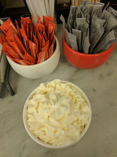 Coffee Shop «Intelligentsia Coffee Monadnock Coffeebar», reviews and photos, 53 W Jackson Blvd, Chicago, IL 60604, USA