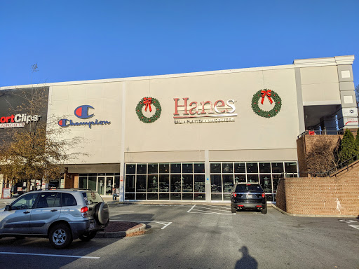 Lingerie Store «Hanesbrands Outlet Store», reviews and photos, 383 Lower Mall Dr, Winston-Salem, NC 27103, USA