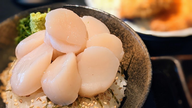 アカリダイニング 神奈川県鎌倉市御成町 レストラン グルコミ