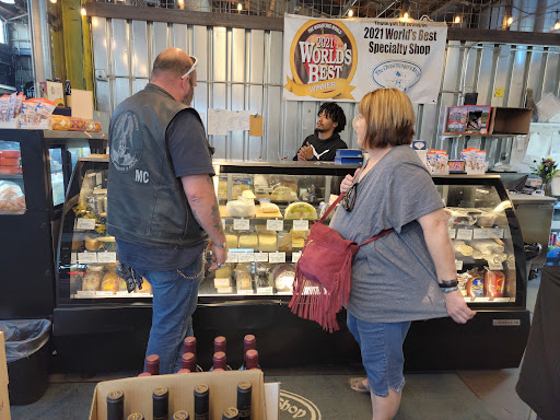 Market «Pybus Public Market», reviews and photos, 3 N Worthen St, Wenatchee, WA 98801, USA