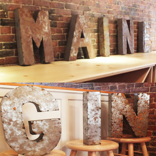 Wine Store «Sweetgrass Winery & Distillery Old Port Tasting Room and Shop», reviews and photos, 324 Fore St, Portland, ME 04101, USA