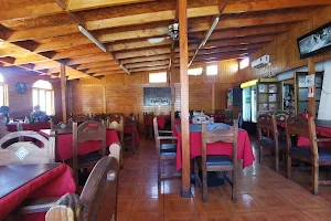 Restaurante Los Aromos De Tuniche image