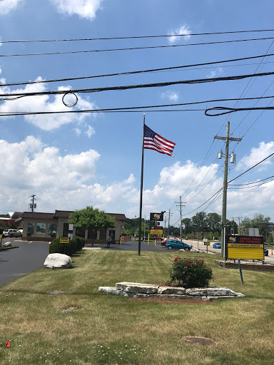 Auto Repair Shop «Quality Lubrication Oil Change and Auto Center», reviews and photos, 3450 E Walton Blvd, Auburn Hills, MI 48326, USA