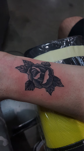 Explore small traditional tattoo ideas, creative tattoo ideas in Bakersfield, available at CLASSIC STANDARD TATTOO CO.