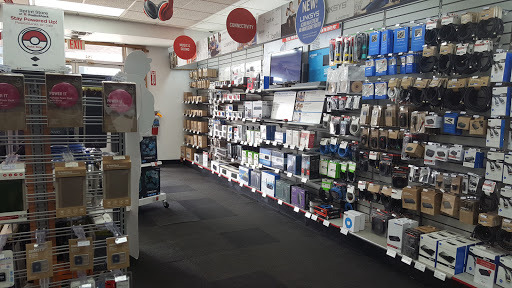 RadioShack, 754 N Fairfax Ave, Los Angeles, CA 90046, USA, 