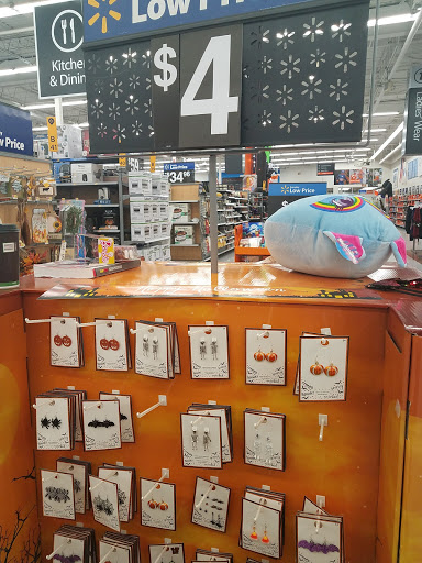 Discount Store «Walmart», reviews and photos, 137 Teaticket Hwy, Teaticket, MA 02536, USA