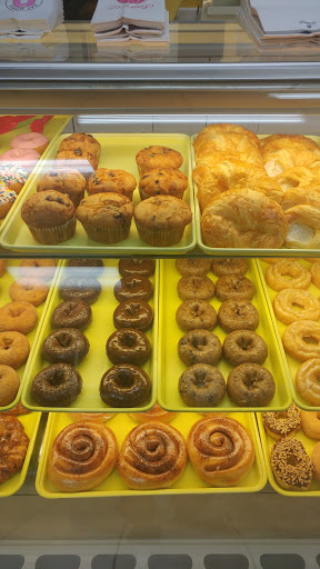 Donut Shop «Donut Plaza», reviews and photos, 1745 N Country Club Rd, Garland, TX 75040, USA
