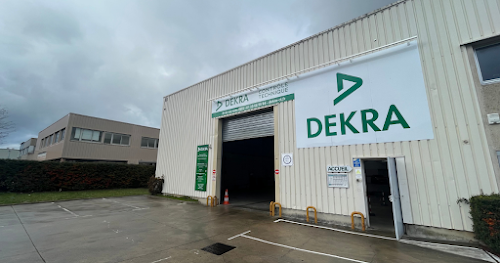 Centre contrôle technique DEKRA à Les Clayes-sous-Bois