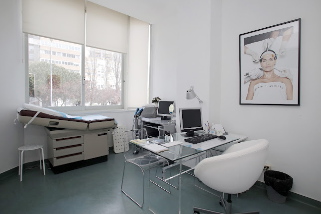 Avaliações doClínica Dermatologia Do Areeiro, Lda. em Lisboa - Médico