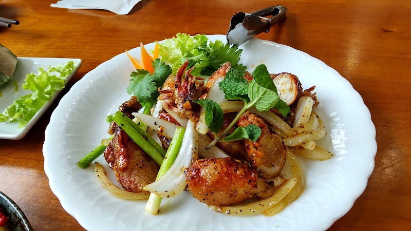 ベトナム料理店ノンラー 広島県広島市中区袋町 ベトナム料理店 グルコミ