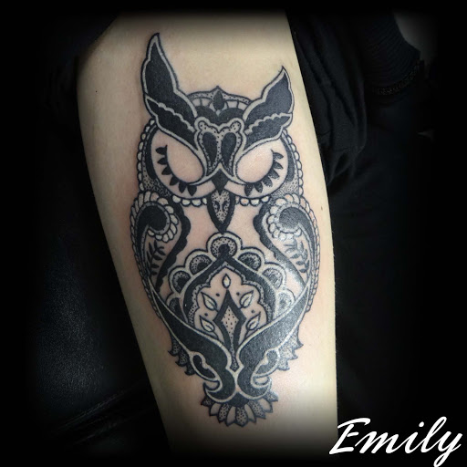 Tattoo Shop «Lucky Strike Tattoo and Body Piercing», reviews and photos, 115 E Broad St Ste 100, Quakertown, PA 18951, USA