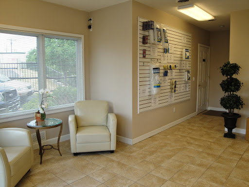 Self-Storage Facility «Michigan Storage Centers», reviews and photos, 39000 Grand River Ave, Farmington Hills, MI 48335, USA