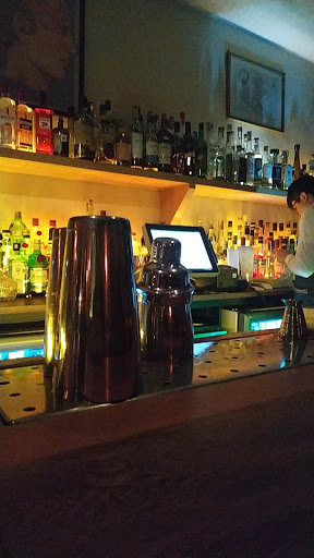 Baltra Bar