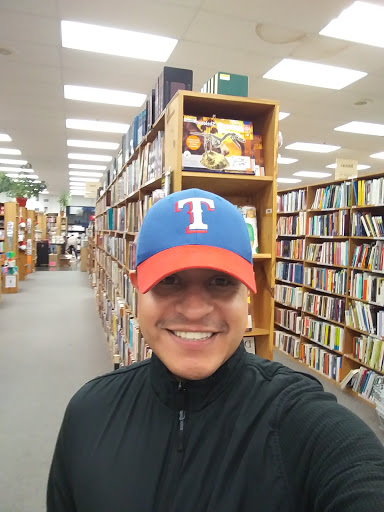 Book Store «Half Price Books», reviews and photos, 711 N Hwy 67, Cedar Hill, TX 75104, USA