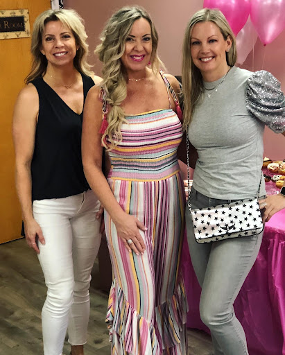 Beauty Salon «Primp Parlour», reviews and photos, 909 E Aurora Rd, Macedonia, OH 44056, USA