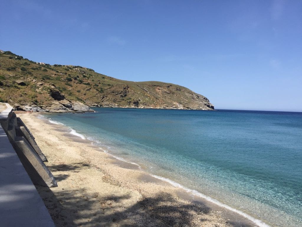 Fotografija Gialia beach z prostoren zaliv