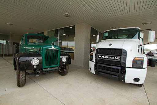 Vanguard Truck Center - Cahokia Mack Isuzu