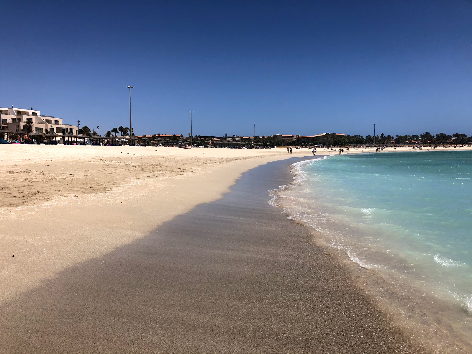 Foto di Playa del Castillo con una superficie del sabbia luminosa