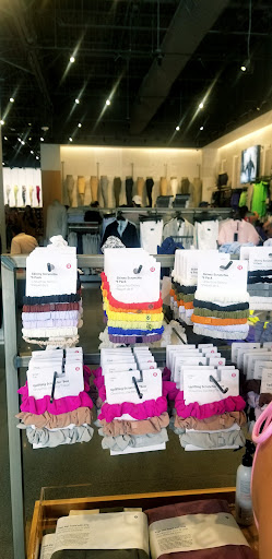 Sportswear Store «lululemon», reviews and photos, 9595 Six Pines Dr #820, The Woodlands, TX 77380, USA