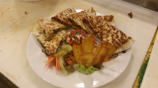 Mediterranean Restaurant «Tradewinds Cafe & Catering Company», reviews and photos, 3443 Hilyard St, Eugene, OR 97405, USA