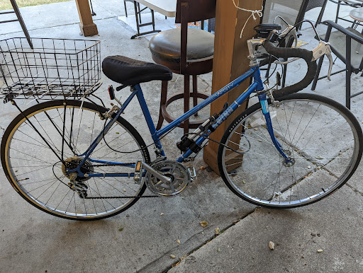 Bicycle Store «Woodside Bike Shop», reviews and photos, 1523 Woodside Rd, Redwood City, CA 94061, USA