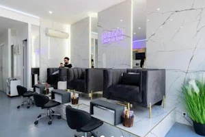 Nailbar and Esthétic image