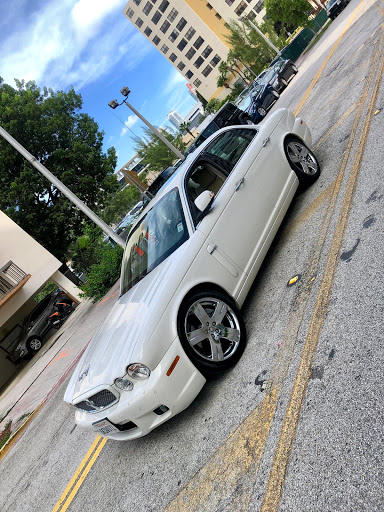 Used Car Dealer «Radical Auto Deals», reviews and photos, 1401 W Burbank Blvd, Burbank, CA 91506, USA