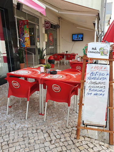 Avaliações doCafé "O Botão" em Praia da Vitória - Cafeteria