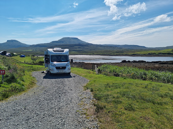 Kinloch Beach