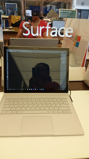 Computer Store «Microsoft Store», reviews and photos, 2855 Stevens Creek Blvd #1135, Santa Clara, CA 95050, USA
