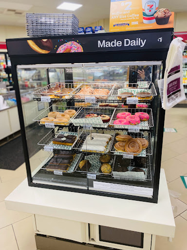 Convenience Store «7-Eleven», reviews and photos, 2130 W Galena Blvd, Aurora, IL 60506, USA