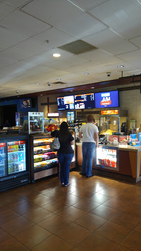 Shopping Mall «Gateway Crossing Shopping Center», reviews and photos, 190 500 W, Bountiful, UT 84010, USA