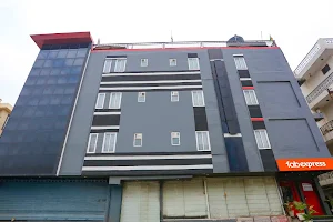 FabHotel PP Residency - Hotel in Gujranwala Town, New Delhi image