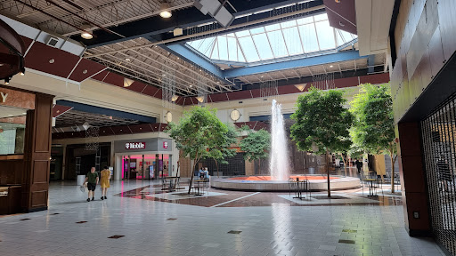 Shopping Mall «Beaver Valley Mall», reviews and photos, 570 Beaver Valley Mall Blvd, Monaca, PA 15061, USA