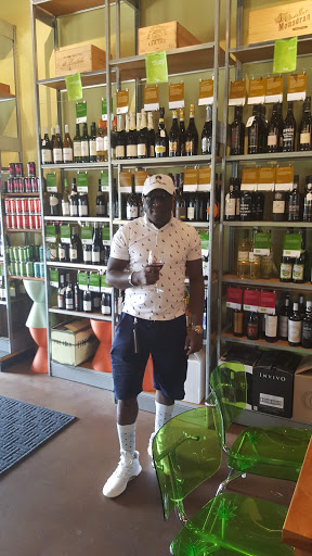 Wine Store «House Wine», reviews and photos, 644 High St, Columbus, OH 43085, USA