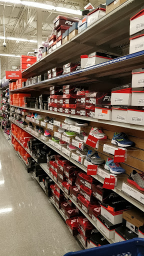 Sporting Goods Store «Academy Sports + Outdoors», reviews and photos, 8675 Concord Mills Boulevard, Concord, NC 28027, USA