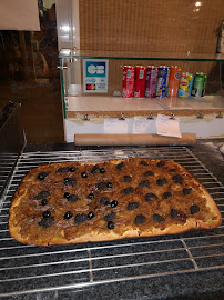 Plats et boissons du Pizzeria Pizza l'etna à Sanary-sur-Mer - n°17
