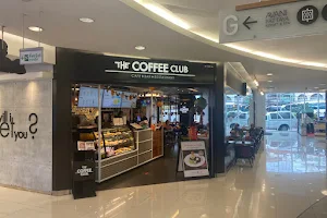 THE COFFEE CLUB - Royal Garden Plaza image