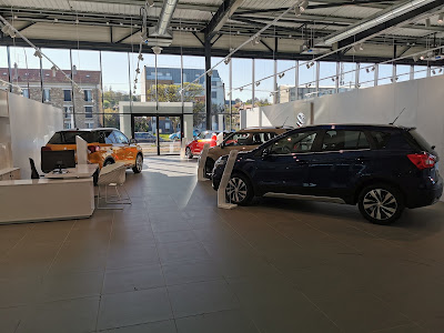 SUZUKI AUTO Stand 14 à Montlhéry