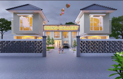 Riung Gallery Cipamokolan