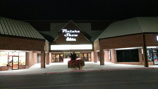 Movie Theater «Picture Show at Bloomingdale Court», reviews and photos, 324 W Army Trail Rd, Bloomingdale, IL 60108, USA